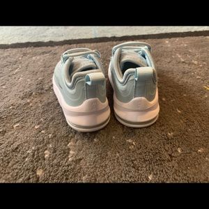 Nike shoes for toddler size 6